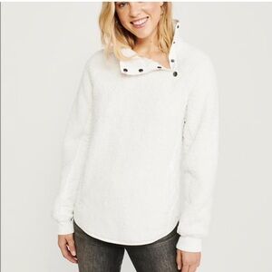 Abercrombie & Fitch Sherpa, asymmetrical snaps, quilted sides, off-white, Sz. S
